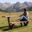 Tribunebenk OLEA i resirkulert plast thumbnail